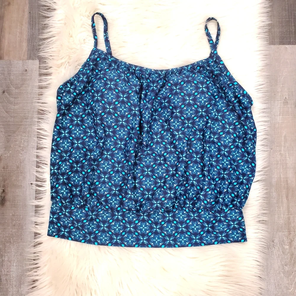 Kona sol floral tankini swim top